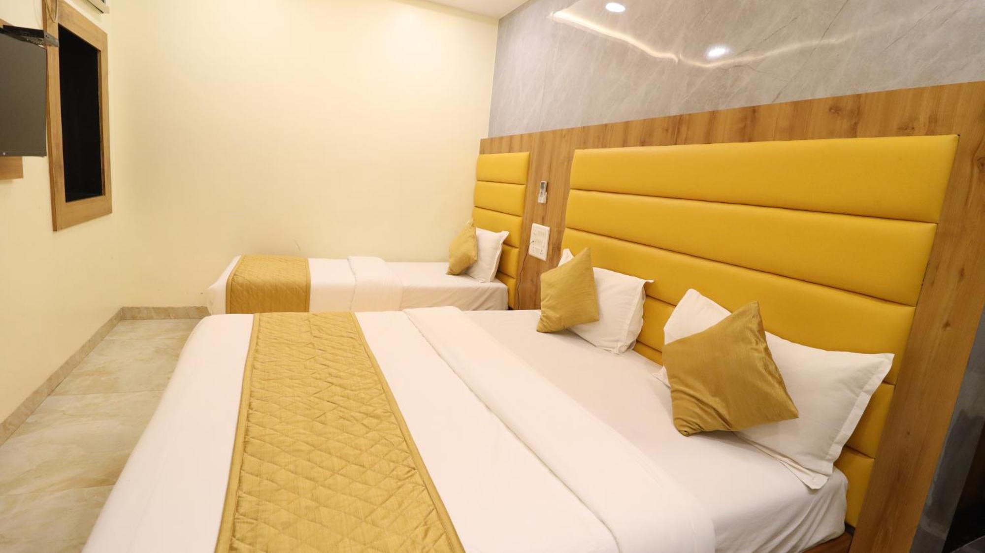 Hotel National - Grant Road Mumbai Bagian luar foto
