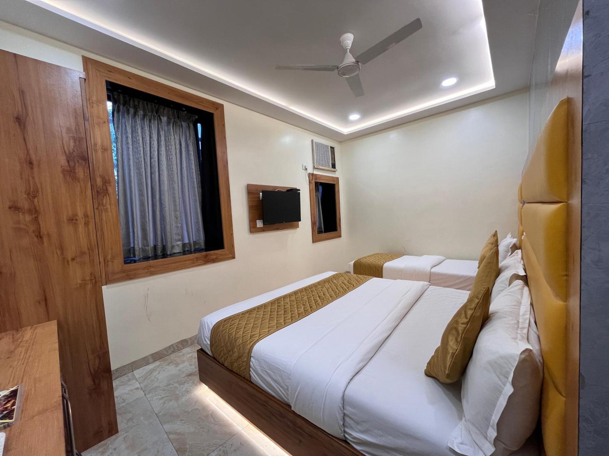 Hotel National - Grant Road Mumbai Bagian luar foto