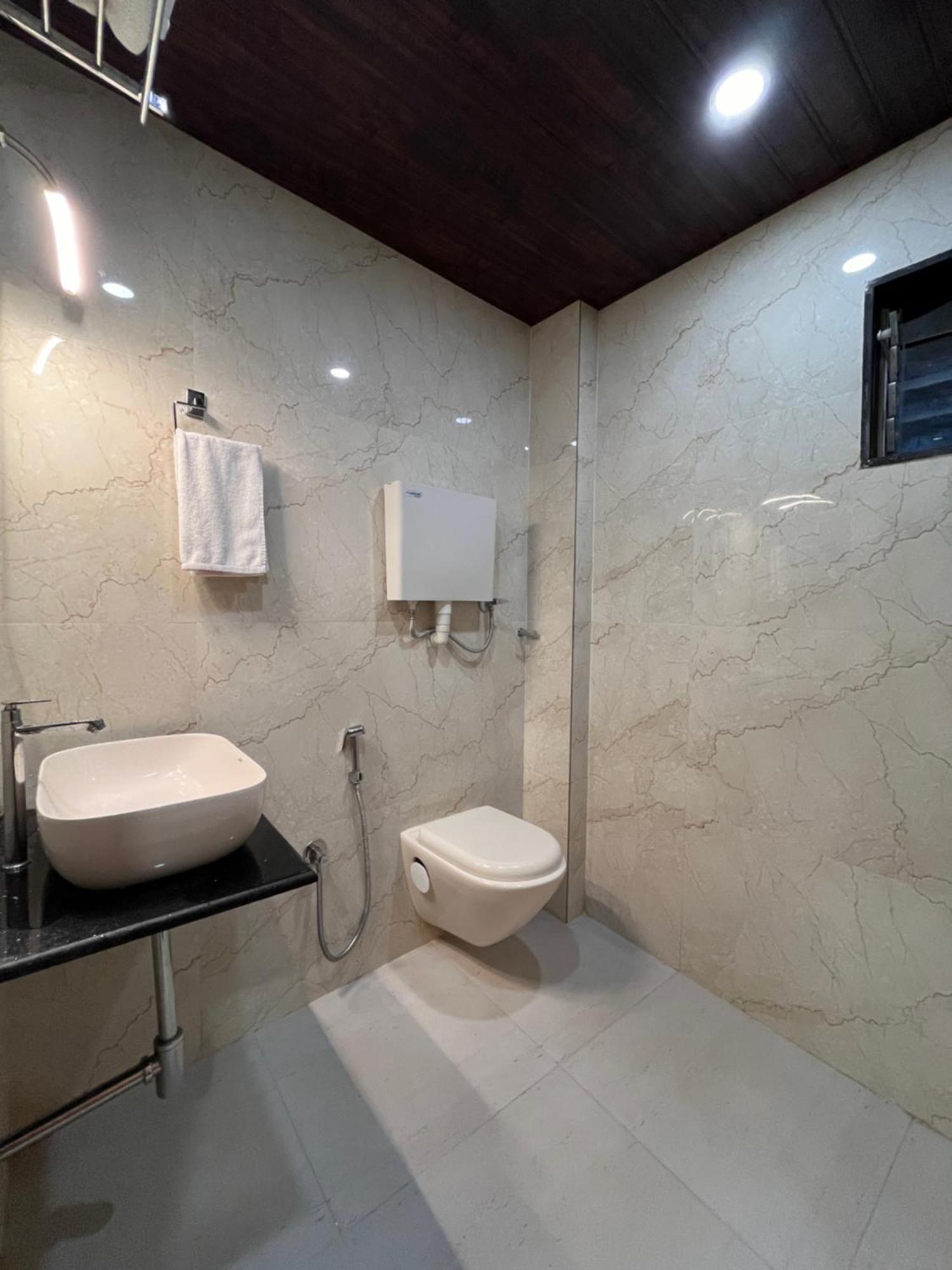 Hotel National - Grant Road Mumbai Bagian luar foto