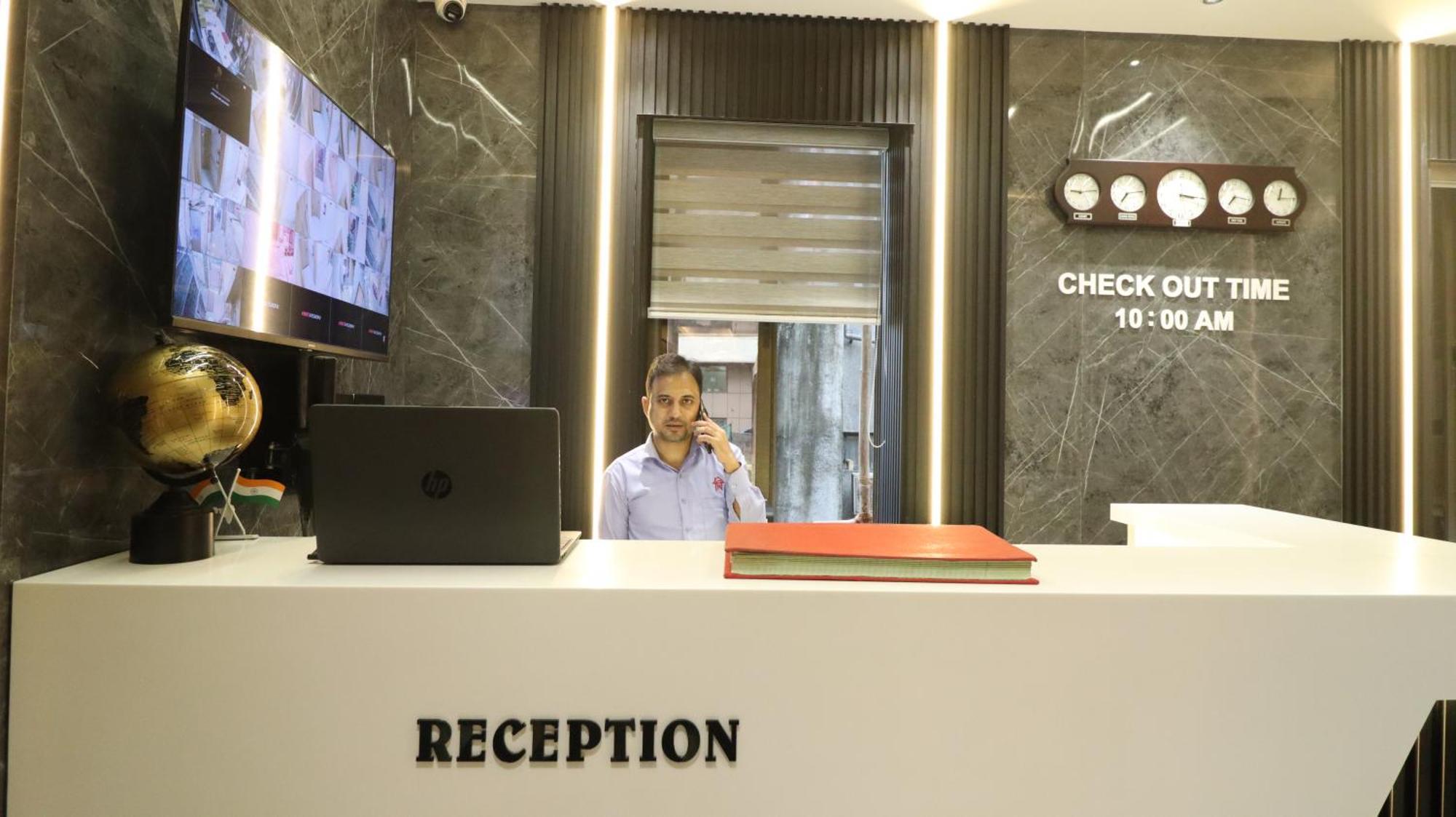 Hotel National - Grant Road Mumbai Bagian luar foto