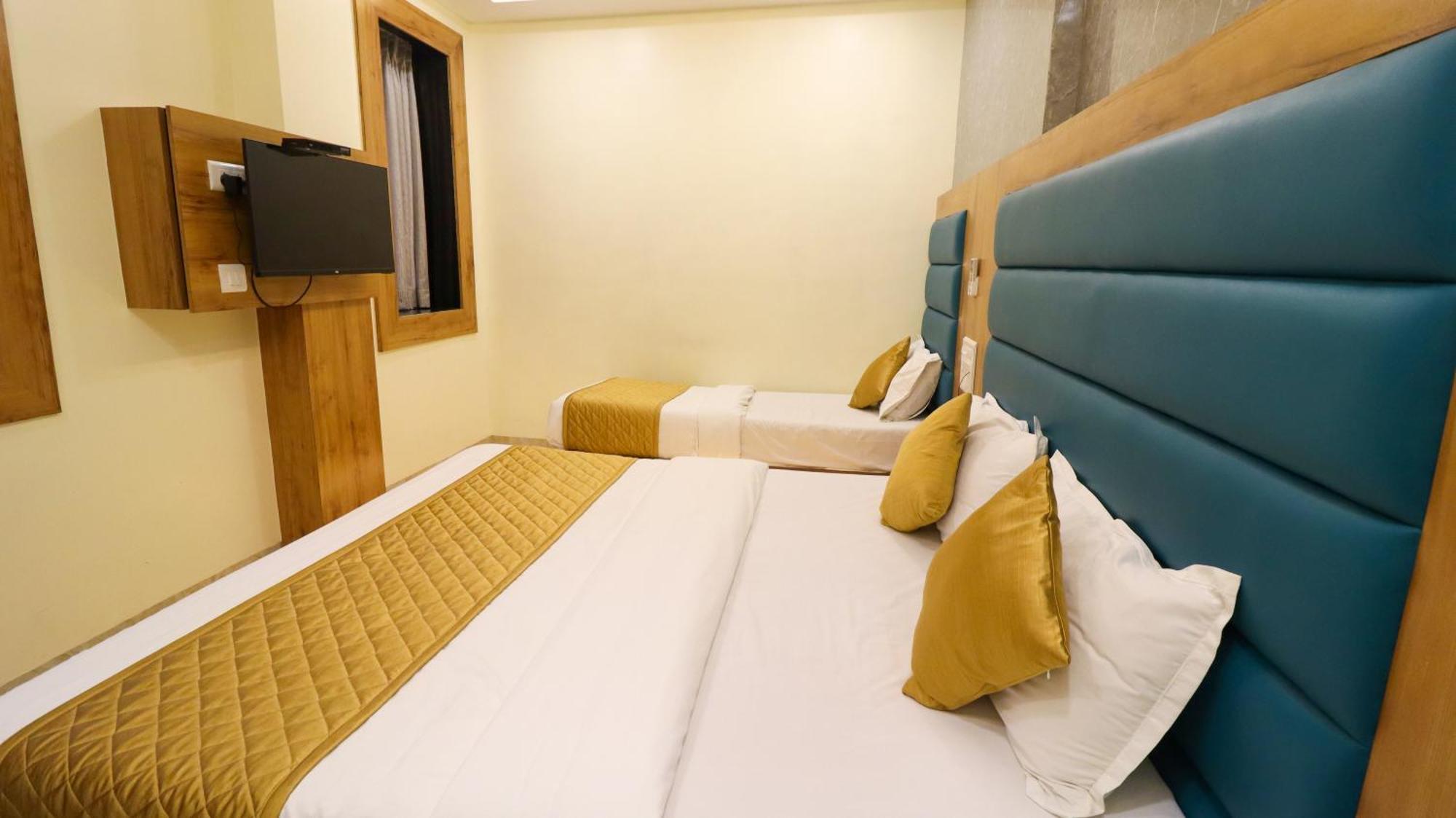 Hotel National - Grant Road Mumbai Bagian luar foto