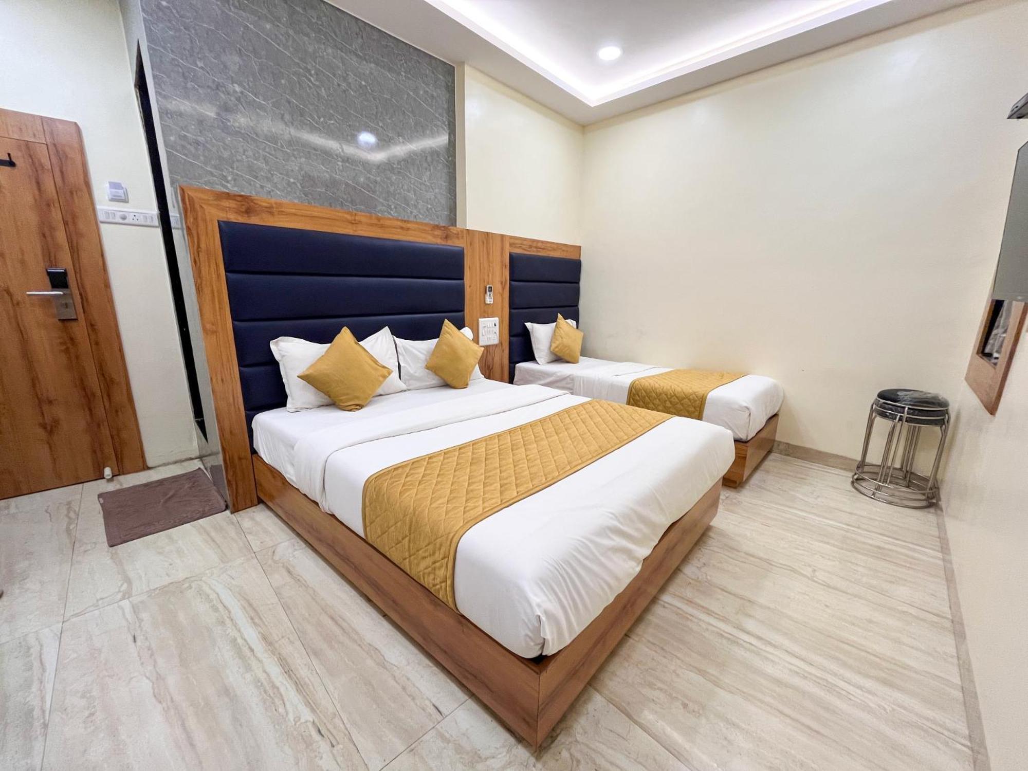 Hotel National - Grant Road Mumbai Bagian luar foto