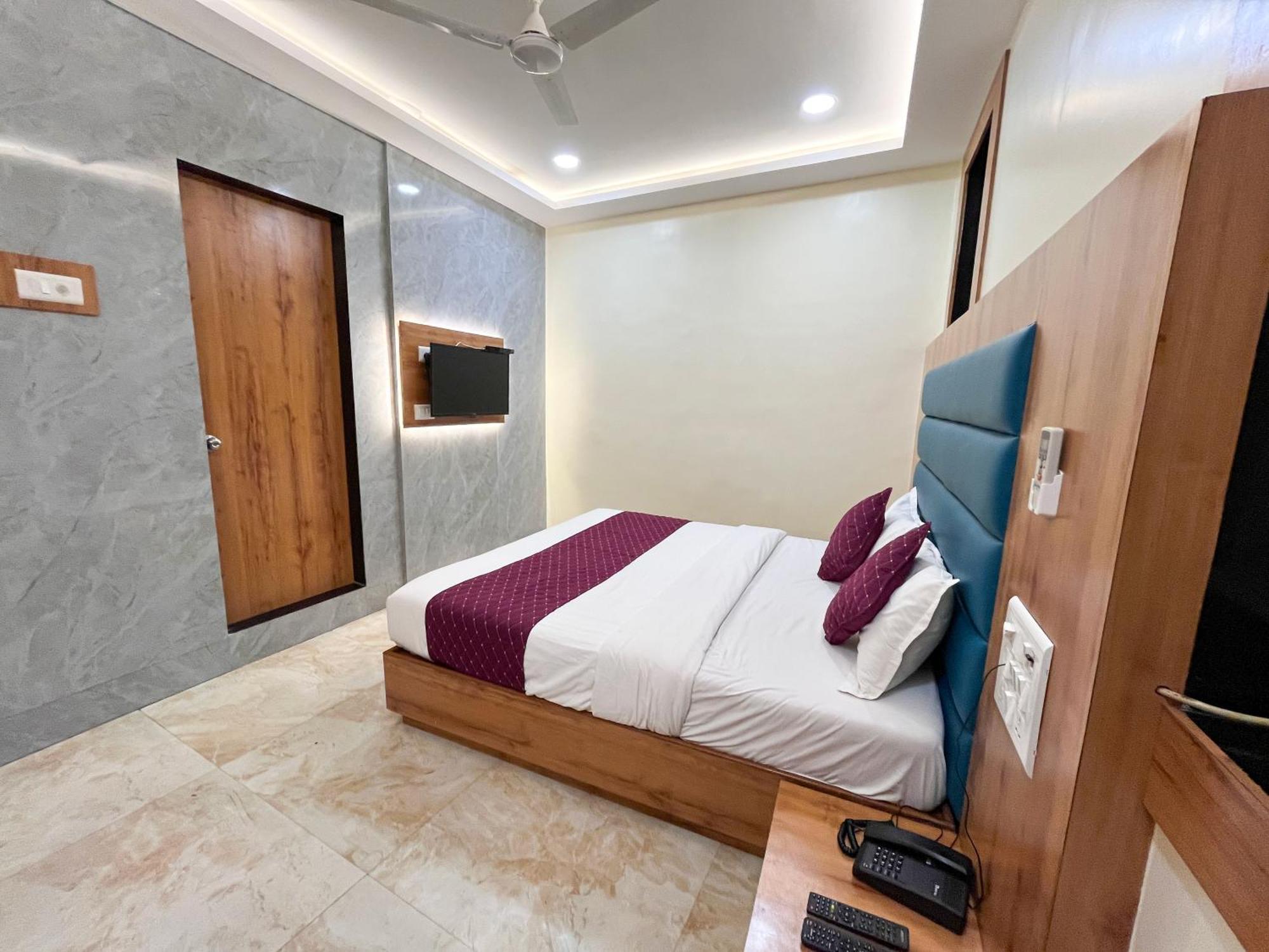 Hotel National - Grant Road Mumbai Bagian luar foto