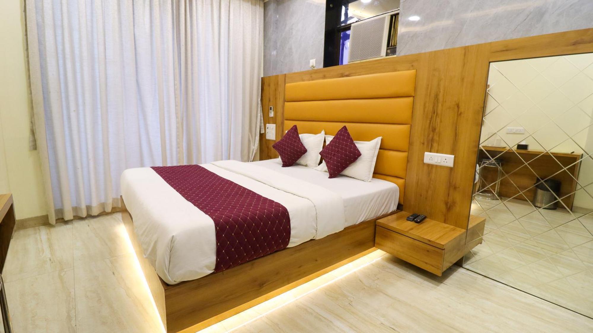 Hotel National - Grant Road Mumbai Bagian luar foto